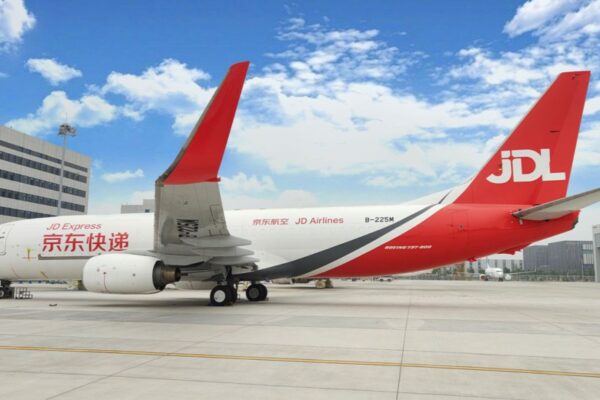 Aviation lessor AerCap Holdings N.V. (AerCap) has signed lease agreements for four 737-800 Boeing Converted Freighter (BCF) aircraft with JD Airlines, the cargo airline of JD Logistics.
