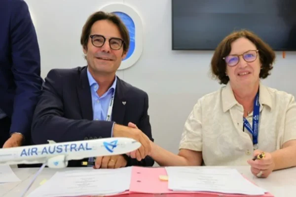 French airline Air Austral has signed up Air France Industries KLM Engineering & Maintenance (AFI KLM E&M) to provide engine support for its fleet of three Boeing 777 aircraft.