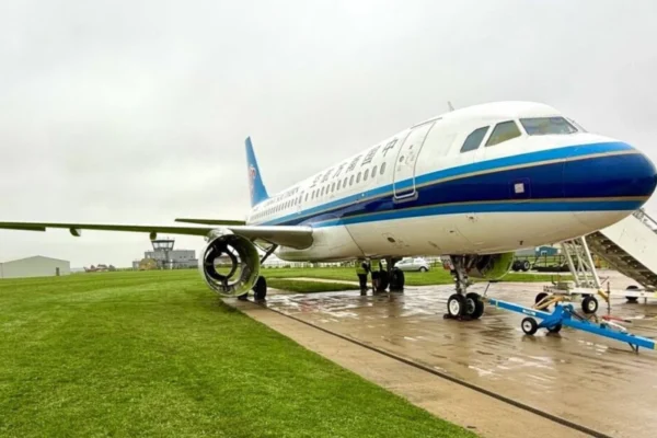 Werner Aero, an aviation asset management company and an aftermarket supplier of aircraft, aircraft engines, and aircraft spare parts, has acquired an Airbus A319-100 aircraft from FTAI Aviation for teardown activity.
